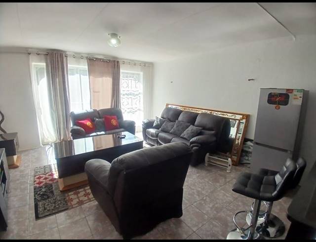 2 BEDROOM APARTMENT FOR SALE IN FLORIDA